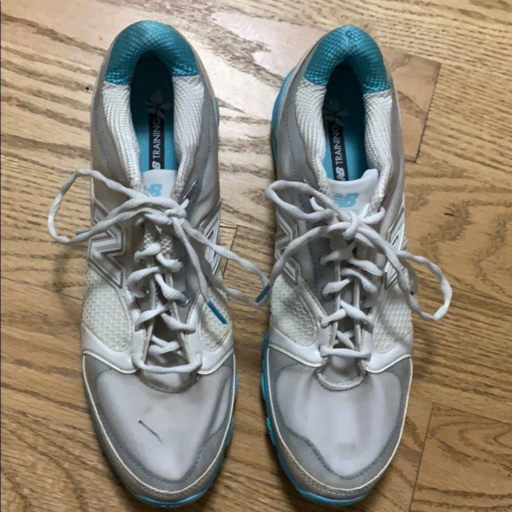 NEW BALANCE TRAIN‎ LIKE A GIRL SNEAKERS SIZ…